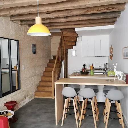 Maison De Au Coeur Du Quartier Historique فندق 3*