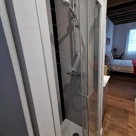 Maison De Au Coeur Du Quartier Historique فندق