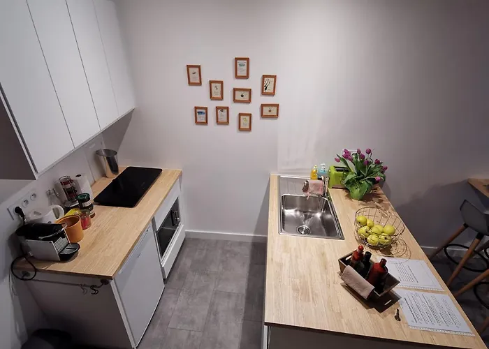 Hotel Maison De Au Coeur Du Quartier Historique 3*